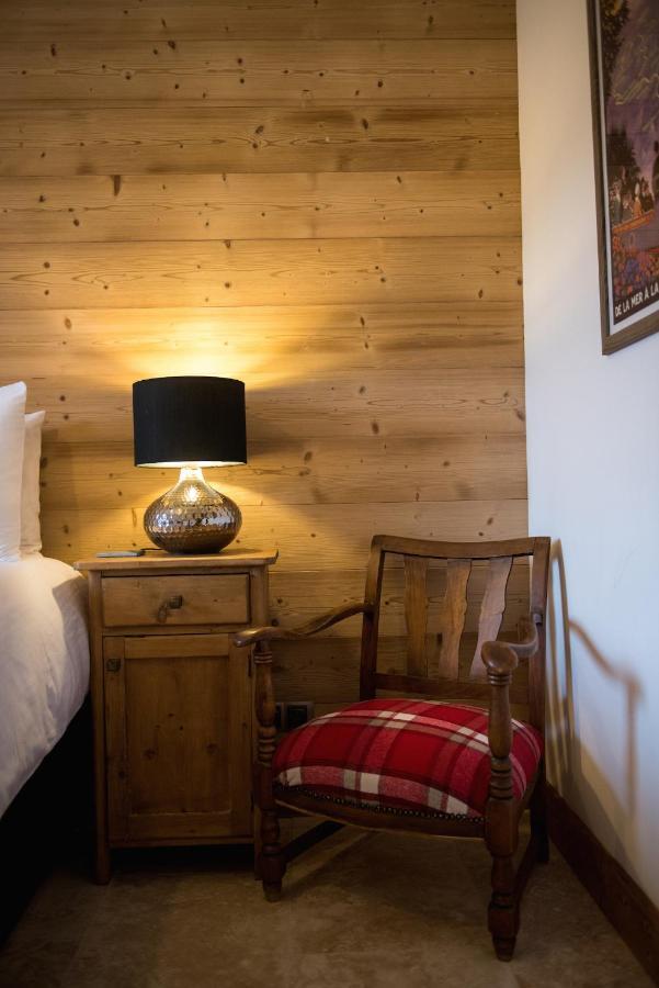 'petite Ferme Les Bouts' Apartment, Sleeps 6, Nr Morzine La Cote d'Arbroz