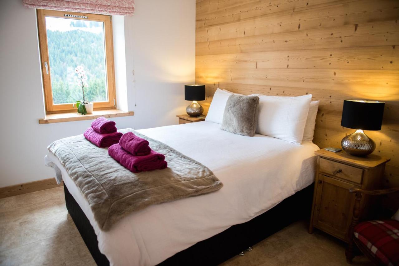 'petite Ferme Les Bouts' Apartment, Sleeps 6, Nr Morzine *